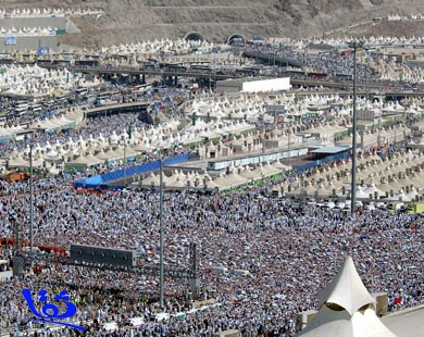 حجاب بيت الحرام يبيتون الليلة في منى .