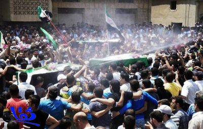 215 قتيلاً في اشتباكات مع قوات النظام في 8 مناطق سورية