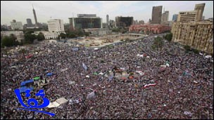 مصريات علمانيات يهدّدن بخلع ملابسهن بميدان التحرير