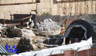 الآثار "الإسرائيلية" تشرع بأعمال حفر في ساحة باب المغاربة