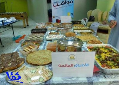 مهرجان مأكولات يدفع 100 شاباً لتحضير أطباق شعبية بإشراف أمهاتهم