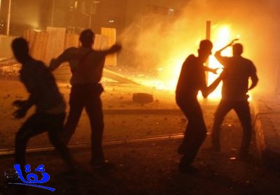 30 قتيلا بتصادمات بين أنصار مرسي ومعارضيه في أنحاء مصر