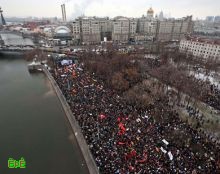 معارضون لبوتين ينظمون مسيرة بالسيارات في العاصمة الروسية