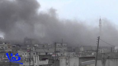 تصاعد الدخان من حواجز النظام في حماة بعد استهدافها