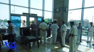 إجراءات أمنية مشددة بمطار القاهرة قبل محاكمة مرسي