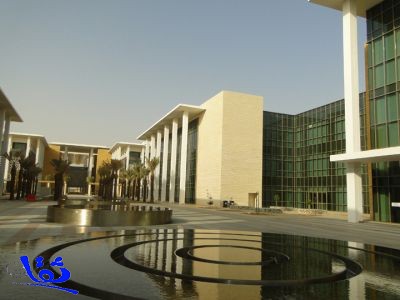 جامعات الملك سعود و"الإمام" و"نورة" يعلنون تعليق الدراسة اليوم الأحد