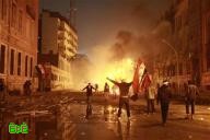 محتجون مصريون يحاصرون وزارة الداخلية ومقتل اثنين بالسويس