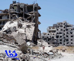 الأسد يقصف "نوى درعا" بالصواريخ.. وجدران "حمص" شواهد على جرائمه
