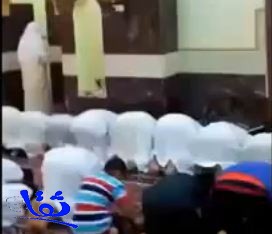 بالفيديو.. "صبى" عمره 14 عاماً يؤم المصلين في التراويح ببلقرن
