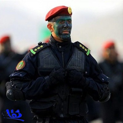 صورة لنقيب سعودي بالعرض العسكري تحظى بإعجاب المغردين