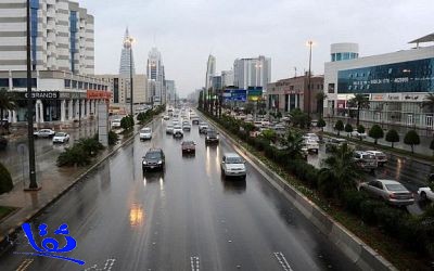 هطول أمطار متوسطة وغزيرة على عدد من محافظات الرياض