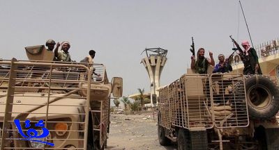 شهود: قوات المقاومة الشعبية تسيطر على ميناء عدن