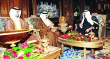 مجلس الوزراء يدعو إلى دعم وتعزيز الأمن والاستقرار في منطقة الخليج 
