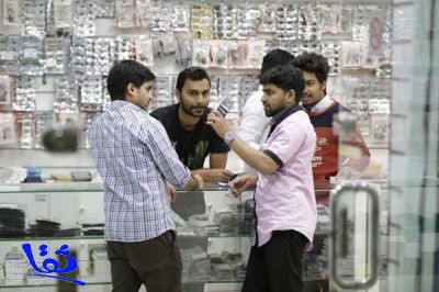  العمل تحظر عمل غير السعوديين في مجال بيع وصيانة الجوالات 