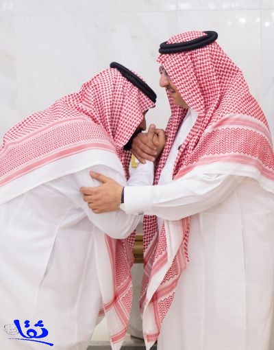 الأمير محمد بن نايف يبايع الأمير محمد بن سلمان وليا للعهد 