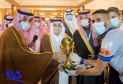 أمير الرياض يتوج الهلال بطلا لكأس الملك 2019-2020 
