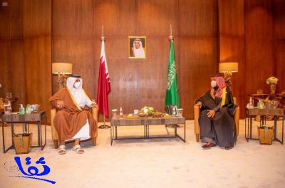 سمو ولي العهد يستعرض مع أمير قطر تعزيز العمل الخليجي المشترك
