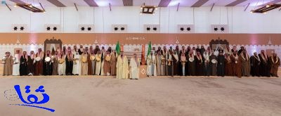 أمير الرياض يسلم الفائزين بجوائز مهرجان الملك عبدالعزيز للإبل في نسخته السابعة 