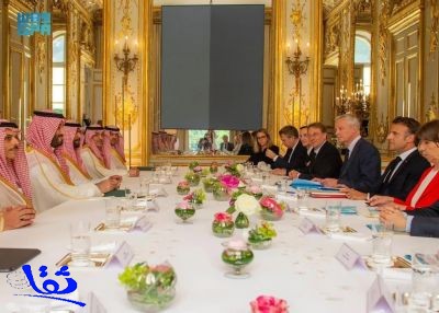 سمو ولي العهد يستعرض مع الرئيس الفرنسي العلاقات الاستراتيجية بين البلدين