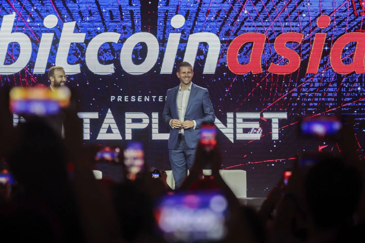 إريك ترمب يتوقع وصول "البتكوين" إلى مليون دولار قريباً إريك ترمب يتوقع وصول "البتكوين" إلى مليون دولار قريباً