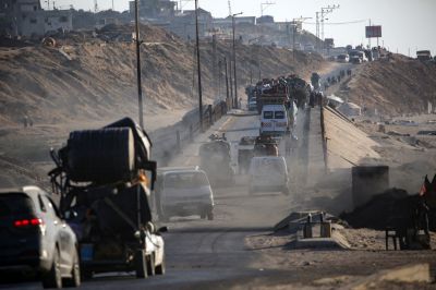 الاحتلال يطالب مجددا الفلسطينيين بإخلاء مدينة غزة والتوجه نحو الجنوب الاحتلال يطالب مجددا الفلسطينيين بإخلاء مدينة غزة والتوجه نحو الجنوب