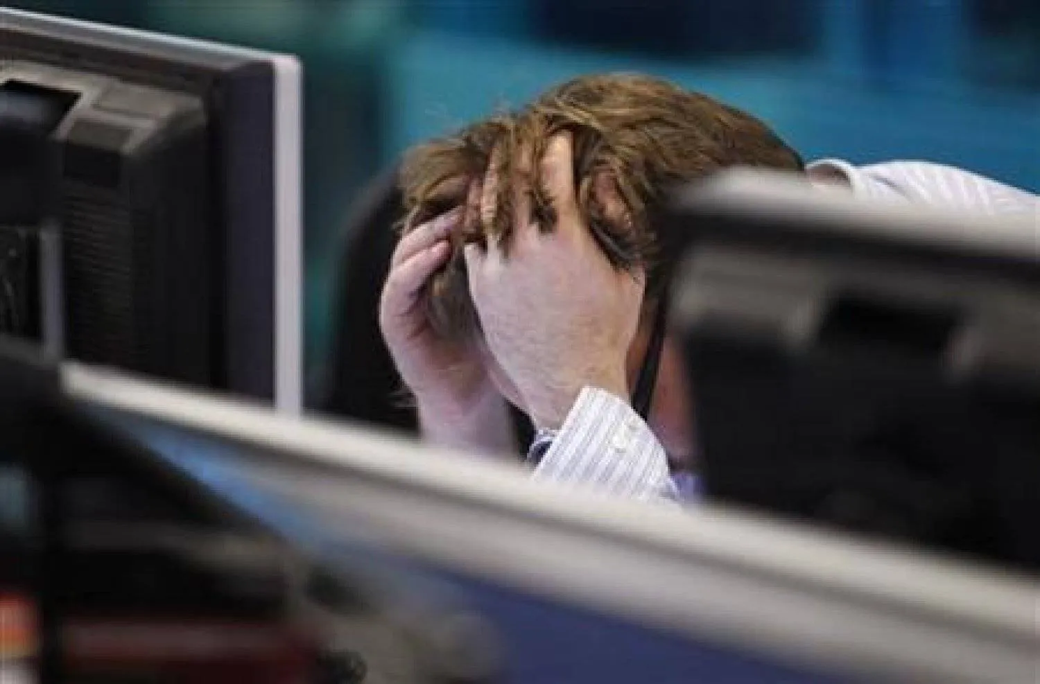 هل مواقع التواصل تصيبك بالإحباط؟ هكذا تتحكم فيما تراه عليها