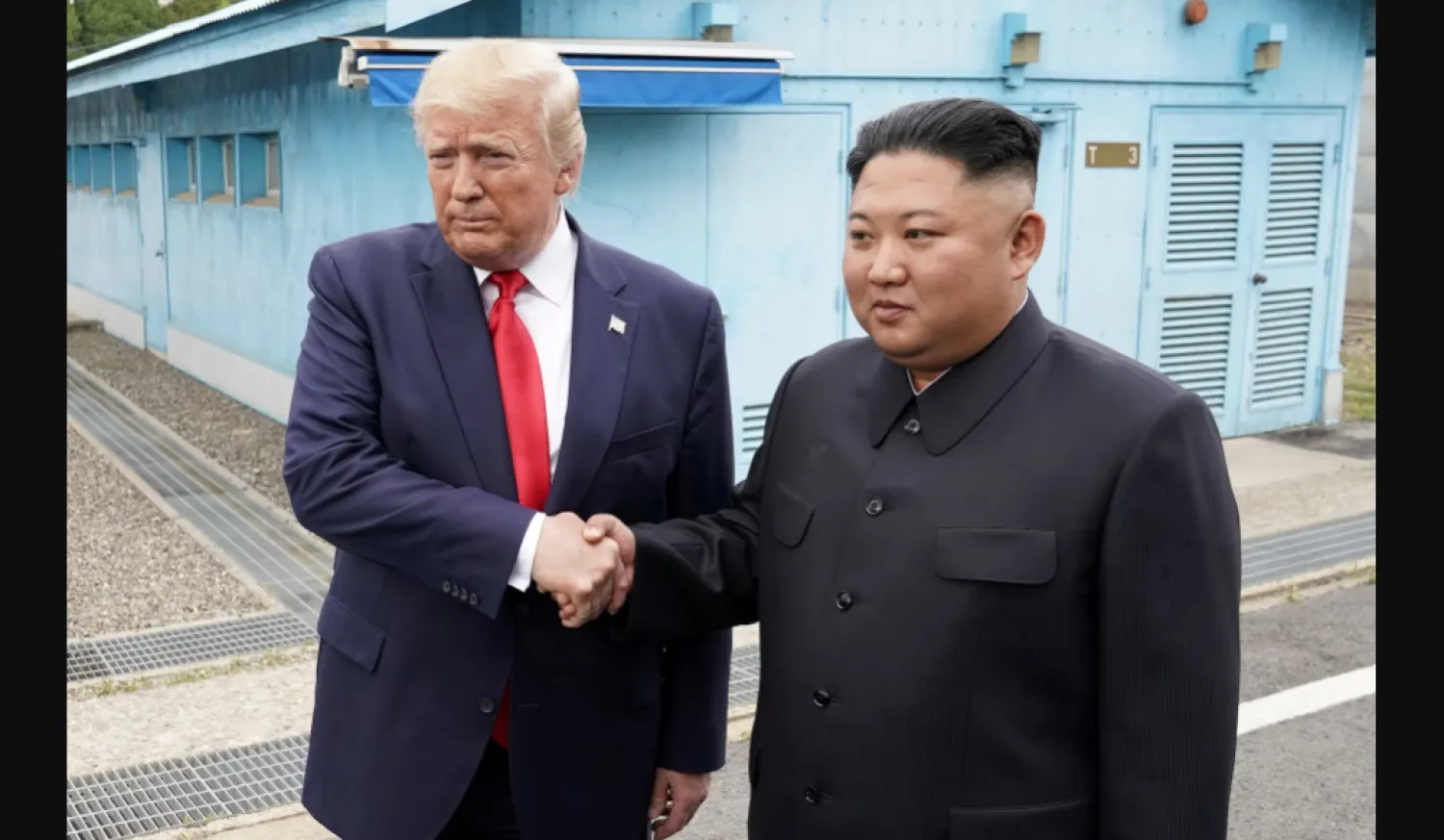 كيم يشترط التخلي عن «وهم» نزع السلاح النووي للحوار مع أميركا