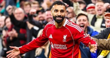 تعرض للسرقة.. صحف إنجلترا تثور فى وجه فرانس فوتبول بسبب ترتيب محمد صلاح