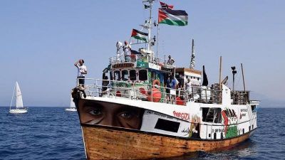 احتجاز أكثر من 400 ناشط على متن «أسطول الصمود»