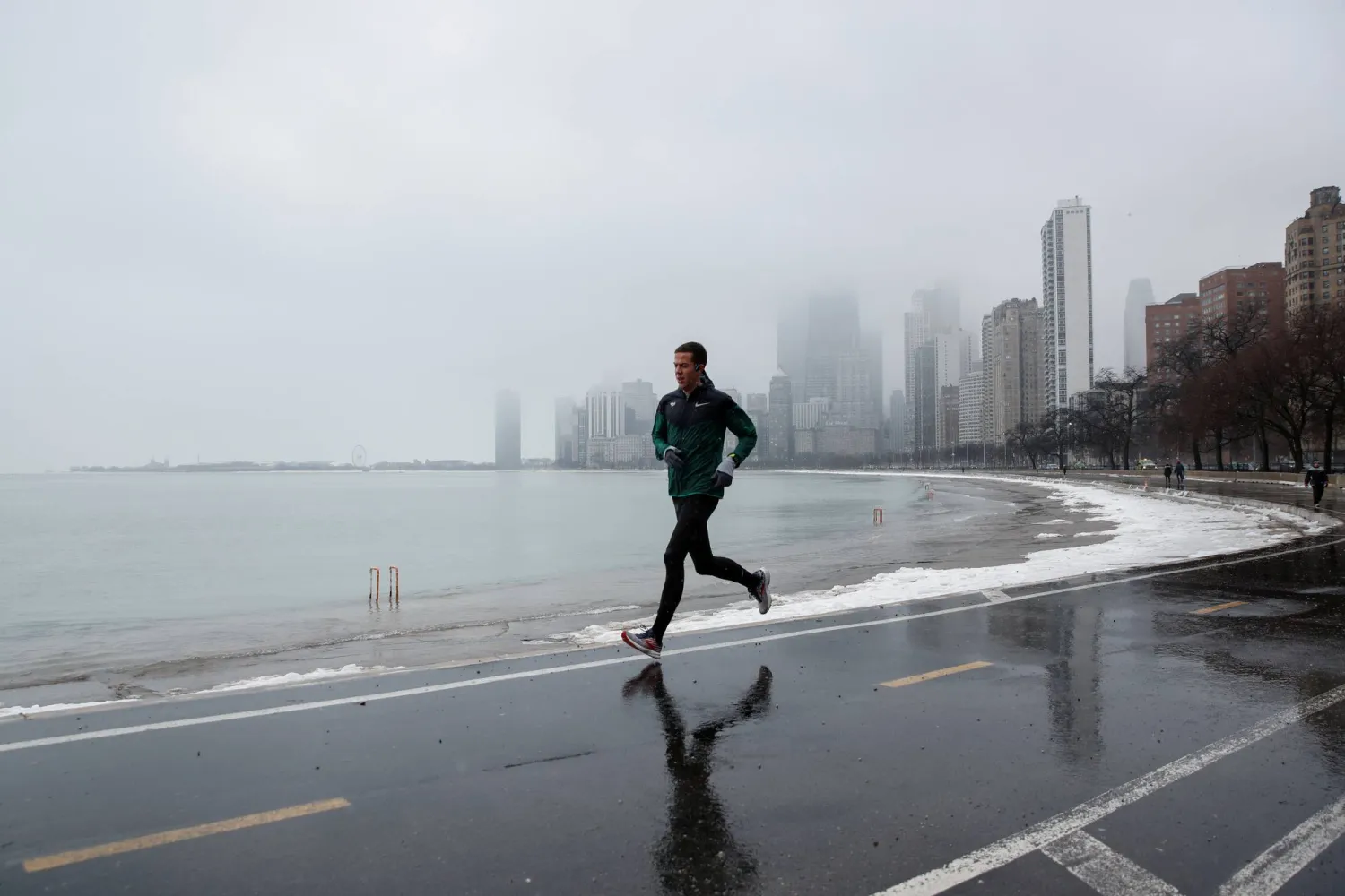 6 أسباب قد تُسبب القيء بعد الركض 6 أسباب قد تُسبب القيء بعد الركض