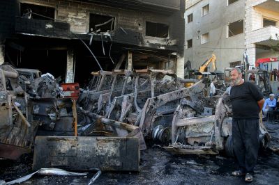 استهداف إسرائيل للجرافات... عرقلة لخطط إعادة الإعمار بجنوب لبنان