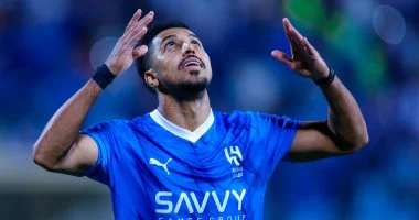 اختبار طبى يحدد مشاركة سالم الدوسرى أمام السد القطرى
