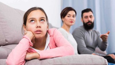 استراتيجيات لمساعدة الطفل للتعامل مع التغييرات المفاجئة في حياته استراتيجيات لمساعدة الطفل للتعامل مع التغييرات المفاجئة في حياته
