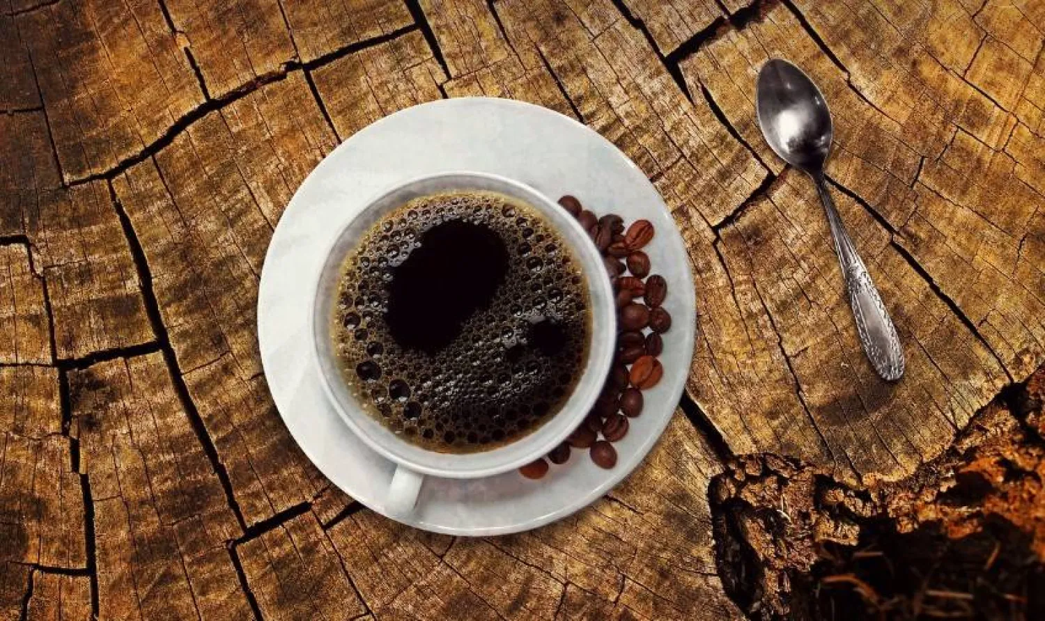 الكافيين الطبيعي أم الاصطناعي… أيهما أفضل للطاقة والعناصر الغذائية ومضادات الأكسدة؟ الكافيين الطبيعي أم الاصطناعي… أيهما أفضل للطاقة والعناصر الغذائية ومضادات الأكسدة؟