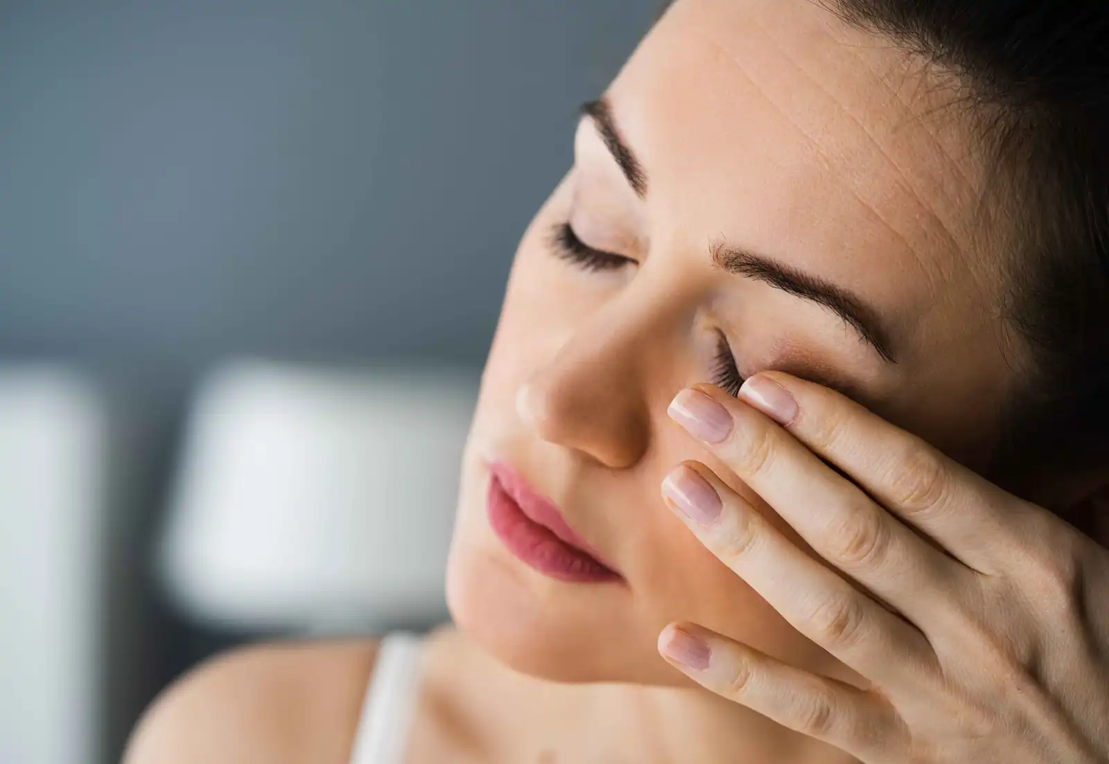 6 علامات خطيرة في العين لا تتجاهلها للحفاظ على بصرك 6 علامات خطيرة في العين لا تتجاهلها للحفاظ على بصرك