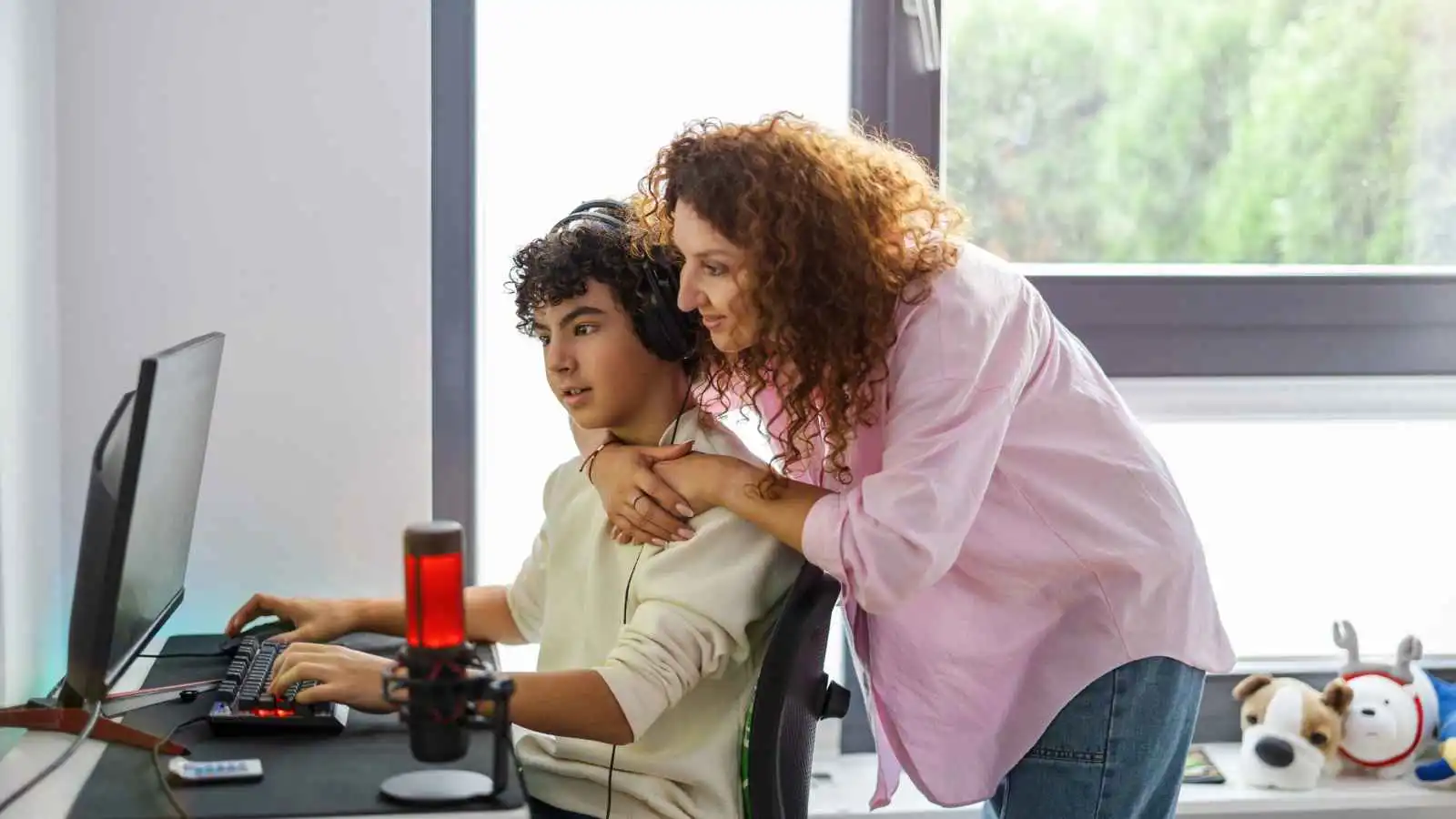 كيف نزرع الثقة في قلوب أطفالنا؟ خطة عملية لتنمية احترام الذات منذ الصغر