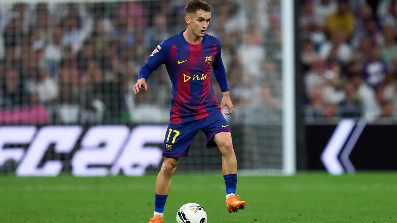 برشلونة يسعى لتثبيت نجمه الشاب كاسادو بعقد طويل بعد انضمامه لوكالة مينديز