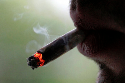 سرطان الرئة... التدخين ليس السبب الوحيد للإصابة به