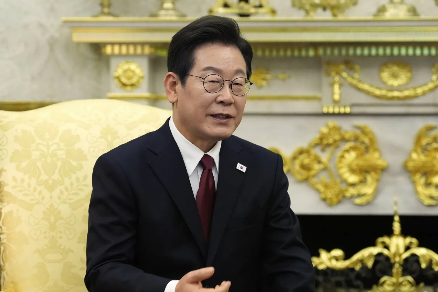 رئيس كوريا الجنوبية يشعر بأن عليه الاعتذار لبيونغ يانغ عن تصرفات سلفه