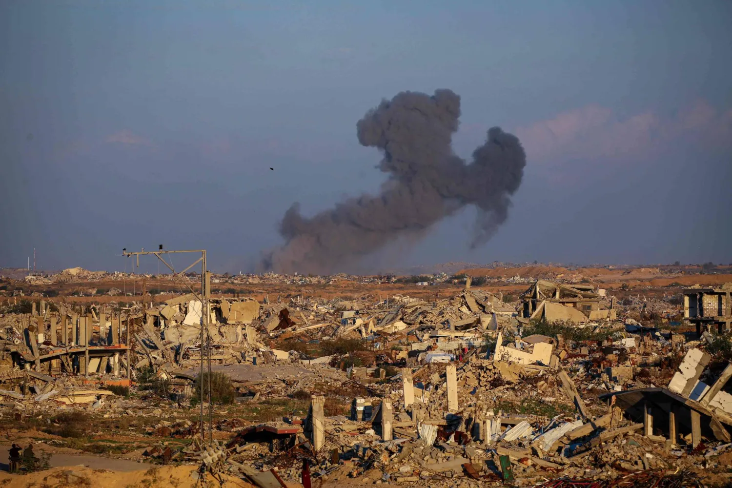 مصر: لا مجال للحديث عن تقسيم غزة... والانتقال للمرحلة الثانية من خطة ترمب ضرورة مصر: لا مجال للحديث عن تقسيم غزة... والانتقال للمرحلة الثانية من خطة ترمب ضرورة