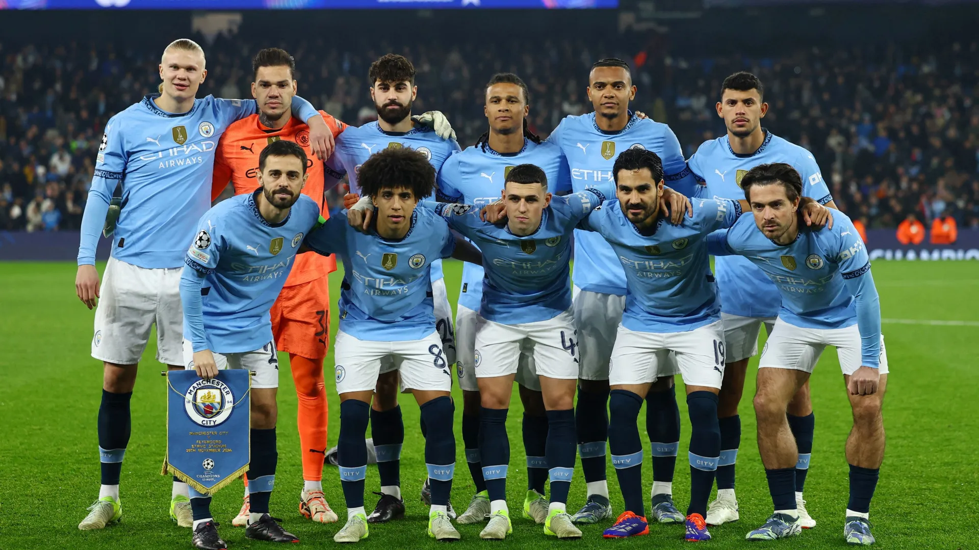 مانشستر سيتي ينتصر ويضيق الخناق على أرسنال