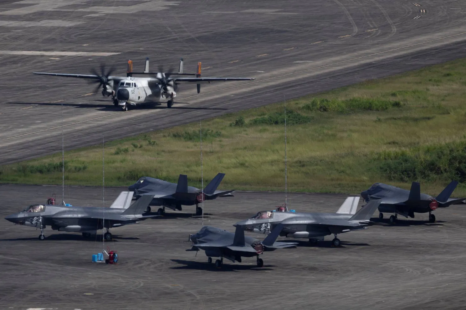 الديمقراطيون الأميركيون يرفضون التورط في عمل بري بفنزويلا