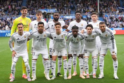 البرنابيو يشتعل.. ريال مدريد يصطدم بإشبيلية في قمة الليغا