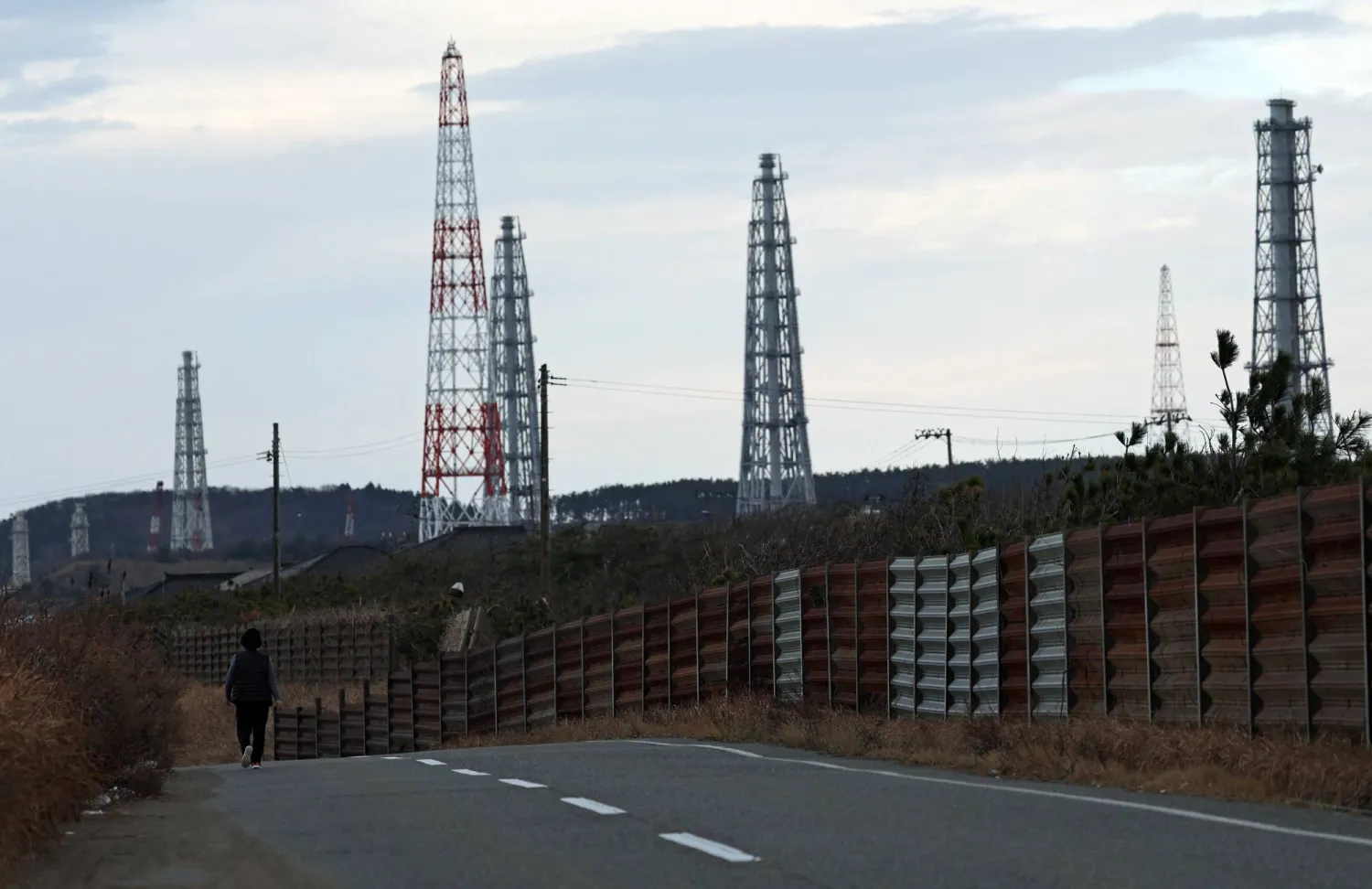 اليابان تتأهب لإعادة تشغيل أكبر محطة نووية بالعالم