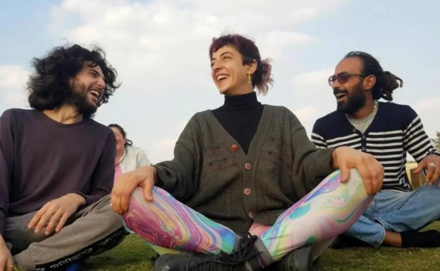 ما تأثير الضحك الفسيولوجية والنفسية والاجتماعية على صحة الإنسان