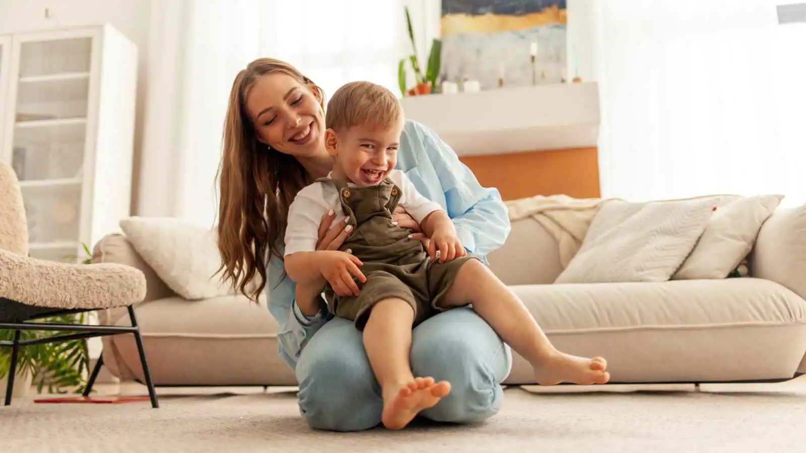 كيف تؤثر طاقة الأم العاطفية على سلوك الطفل؟