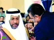 زاراداي يقلّد السفير السعودي وسام «هلال باكستان»