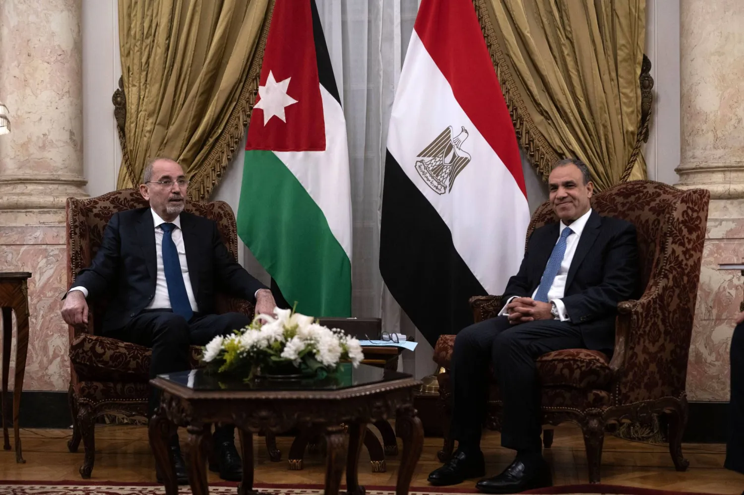 مصر والأردن تؤكدان ضرورة الالتزام باتفاق وقف إطلاق النار في غزة