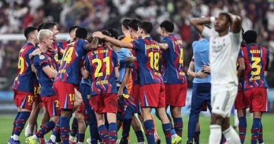 برشلونة يحرز كأس السوبر الإسبانية