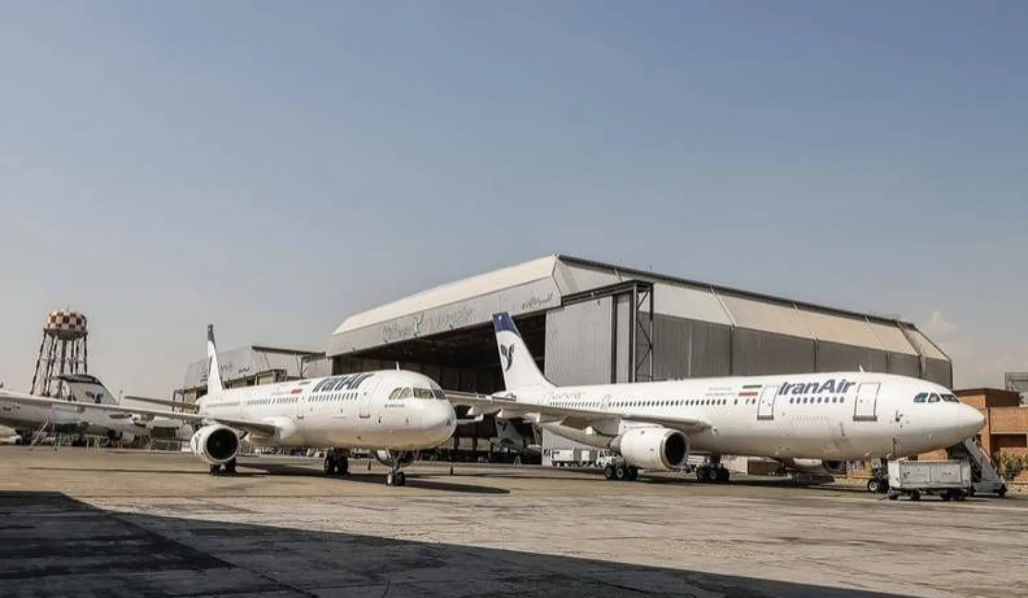 إيران تغلق مؤقتا مجالها الجوي أمام معظم الرحلات